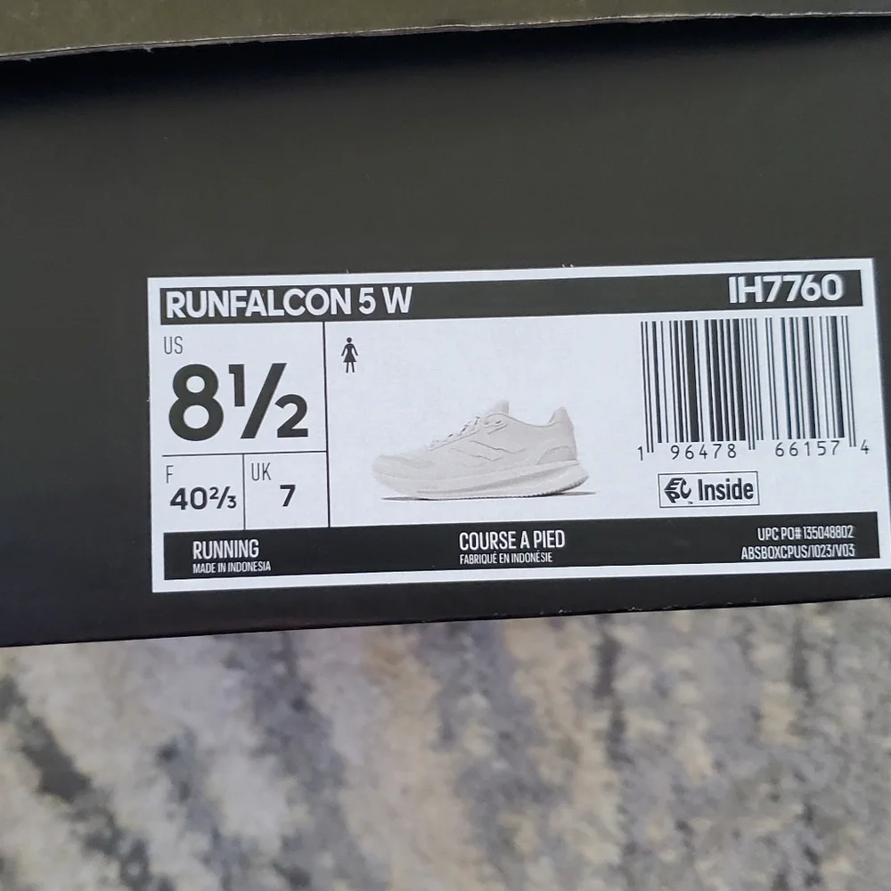 NWT Adidas Runfalcon 5